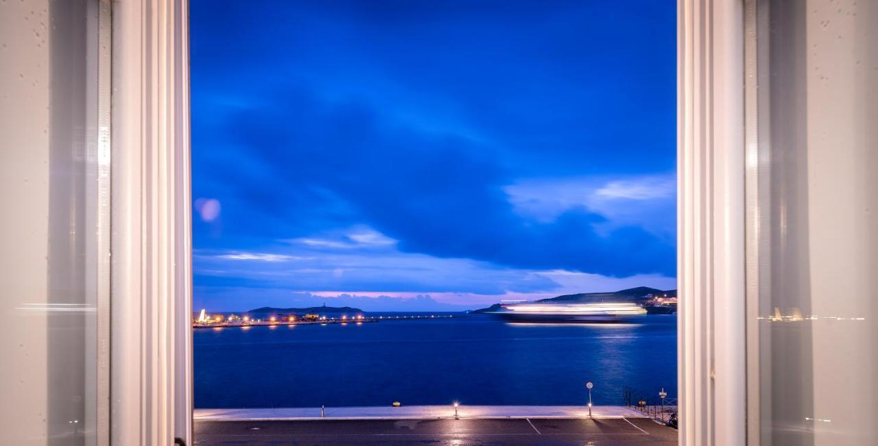 Shapes Luxury Suites Ermoupoli Exterior foto