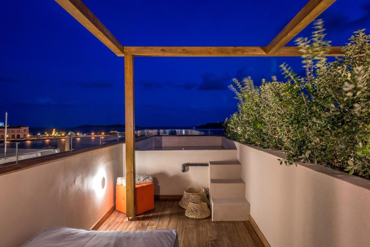 Shapes Luxury Suites Ermoupoli Exterior foto