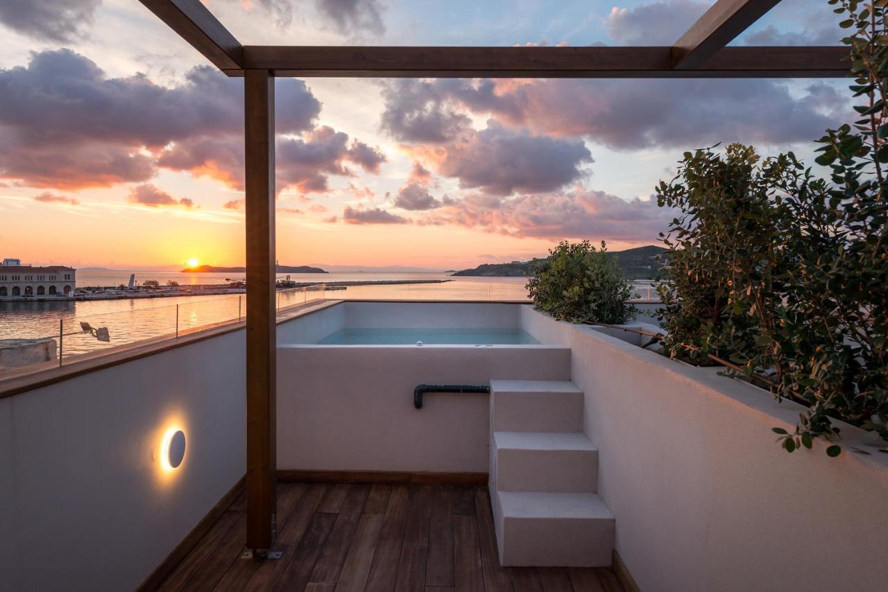 Shapes Luxury Suites Ermoupoli Exterior foto