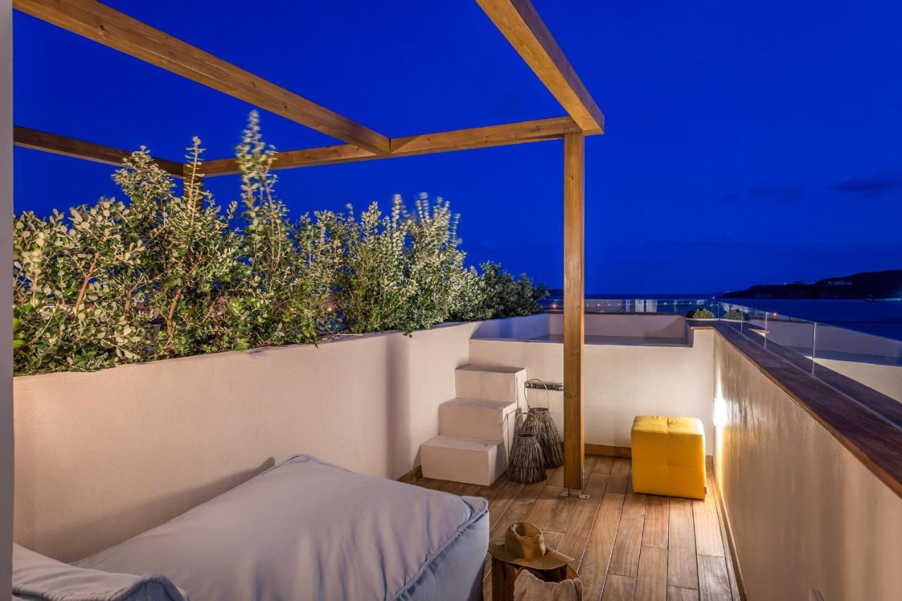 Shapes Luxury Suites Ermoupoli Exterior foto