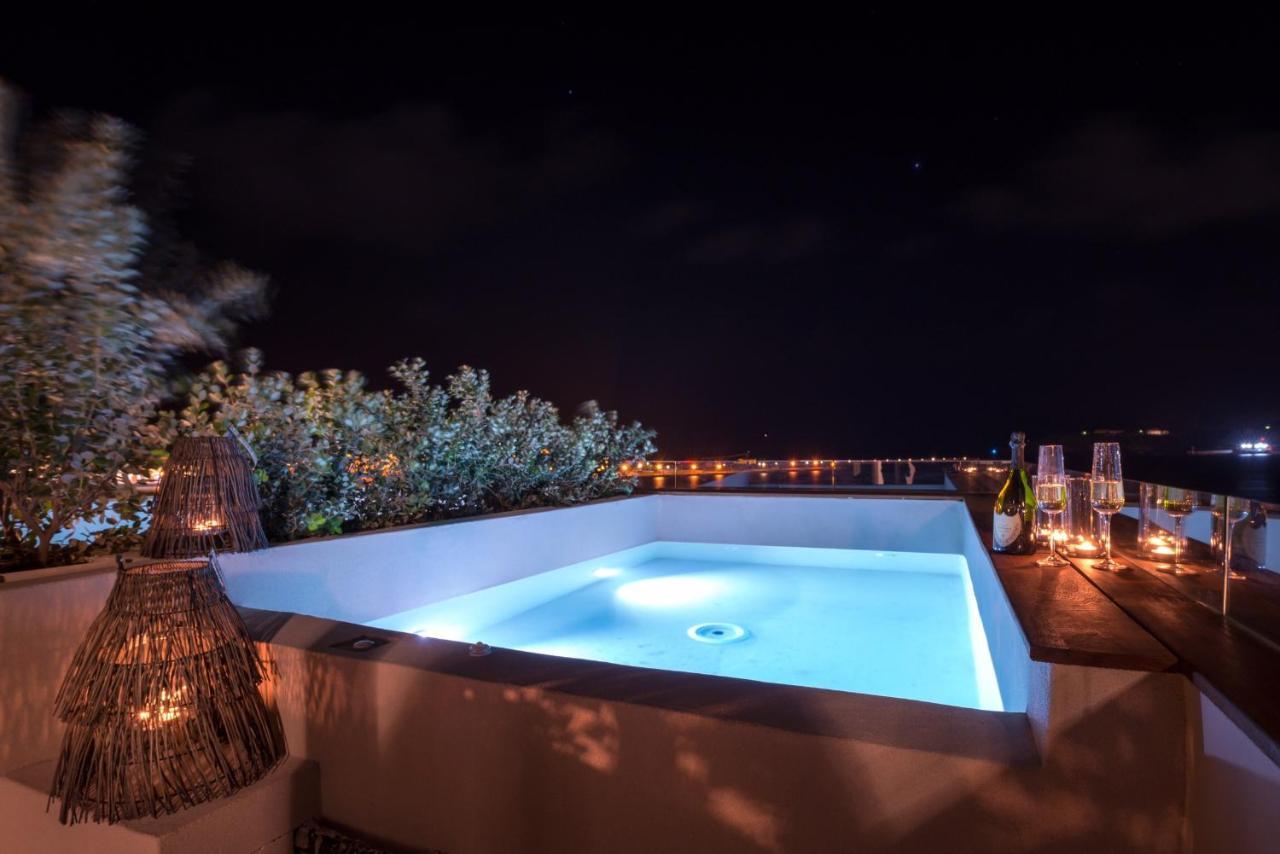 Shapes Luxury Suites Ermoupoli Exterior foto