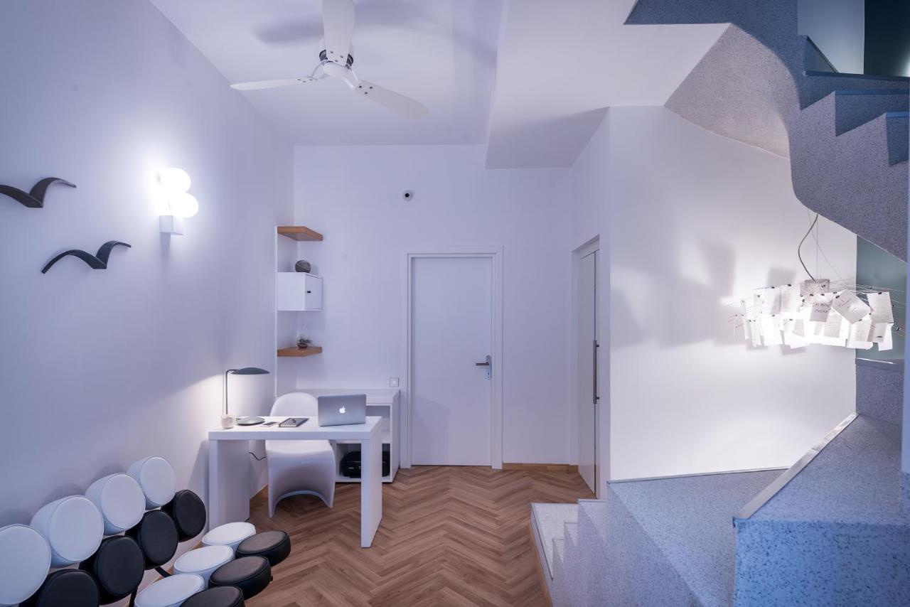 Shapes Luxury Suites Ermoupoli Exterior foto